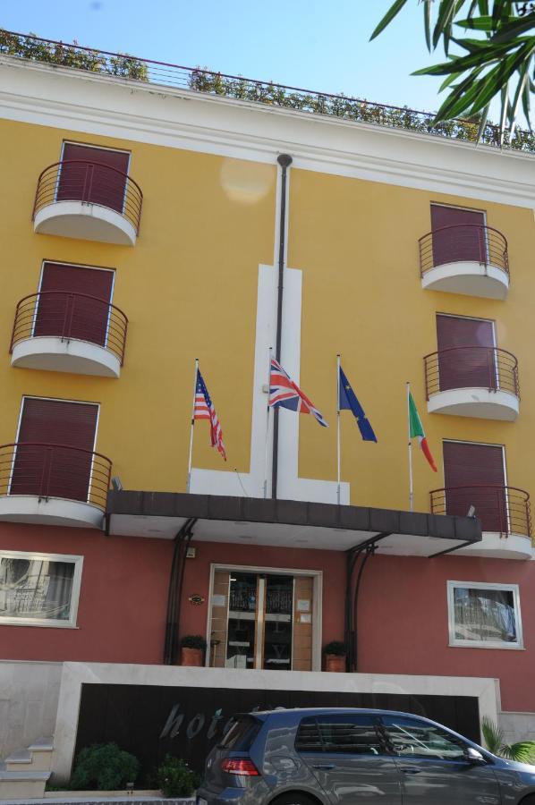 Hotel Fly Casoria Esterno foto
