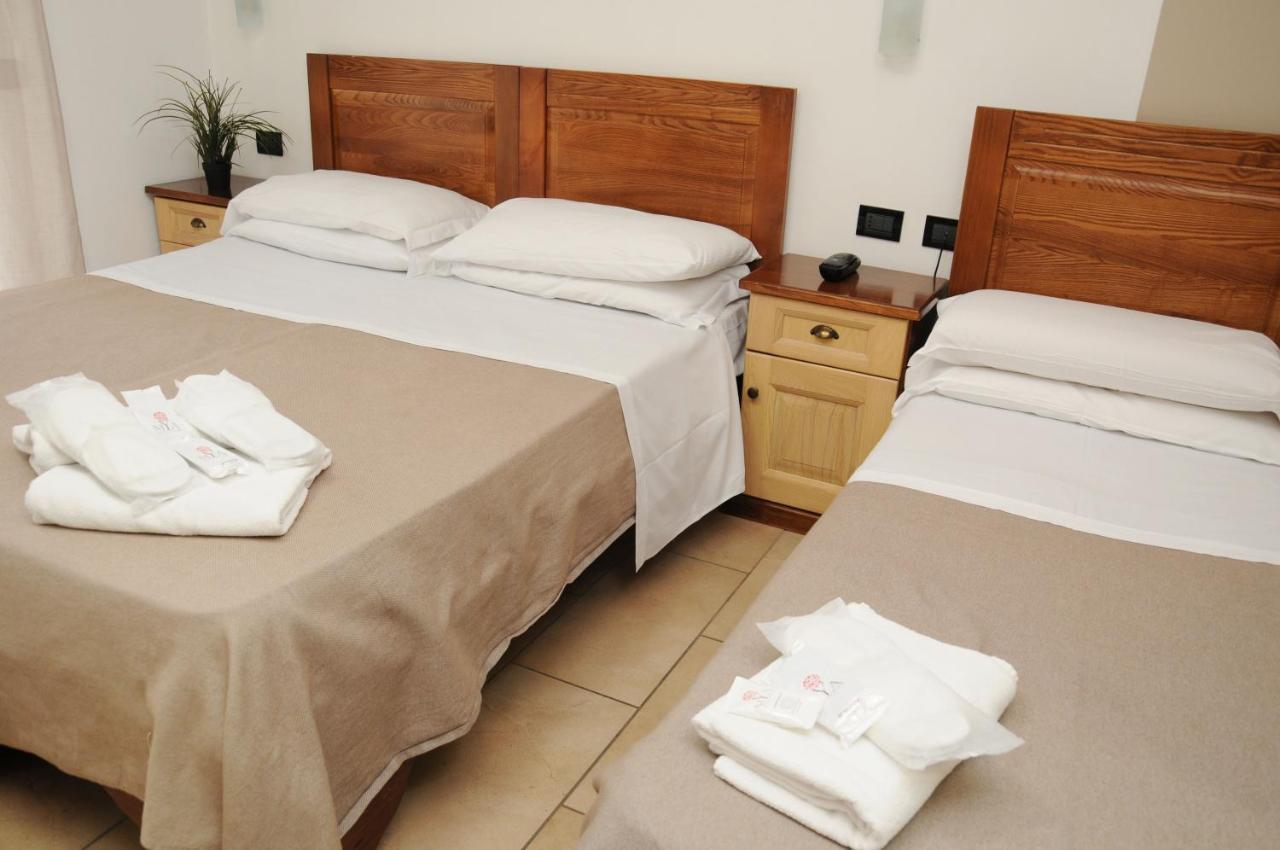 Hotel Fly Casoria Esterno foto