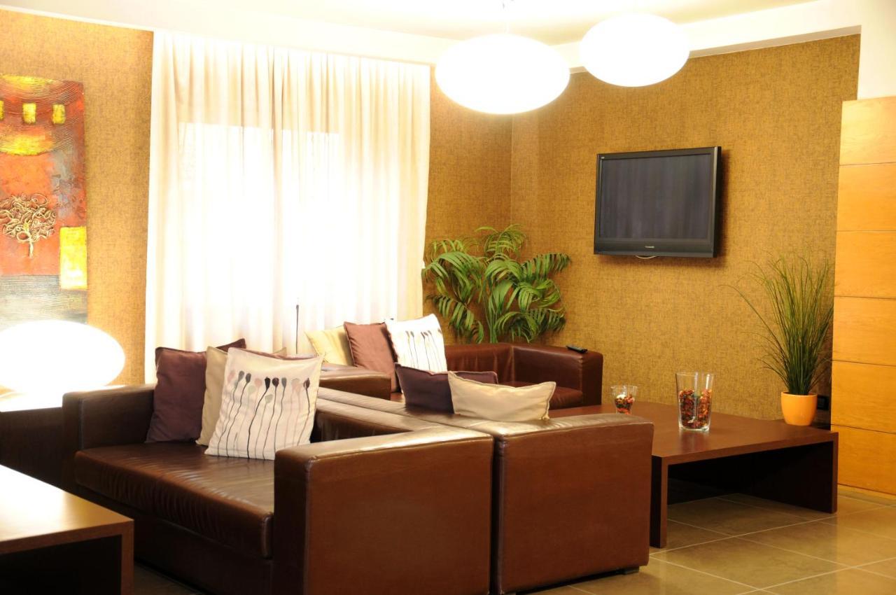 Hotel Fly Casoria Esterno foto