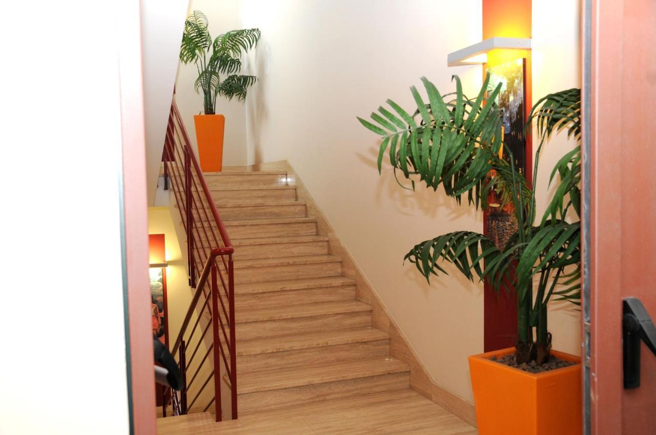 Hotel Fly Casoria Esterno foto