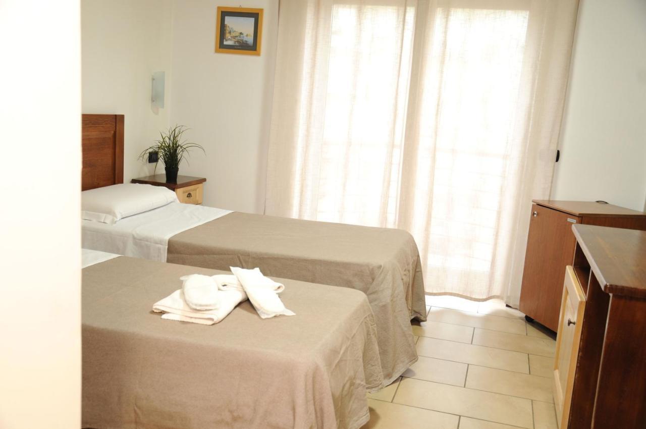 Hotel Fly Casoria Esterno foto