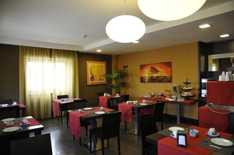 Hotel Fly Casoria Esterno foto